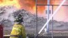 Voraz incendio devora parte de una planta procesadora de alimentos