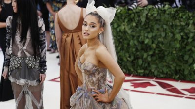 Acusan de plagio a Ariana Grande