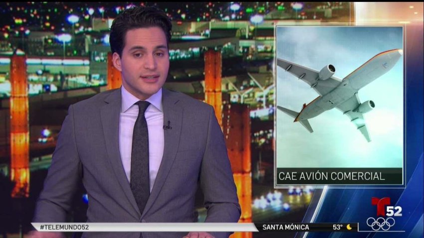 Avión se estrella cerca a Teherán