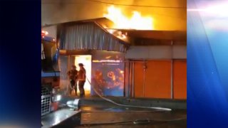 Incendio en mercado de Xochimilco