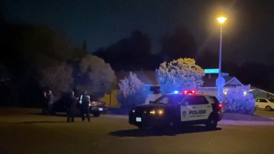 Hombre muere baleado tras atrincherarse y supuestamente disparar en contra de la policía
