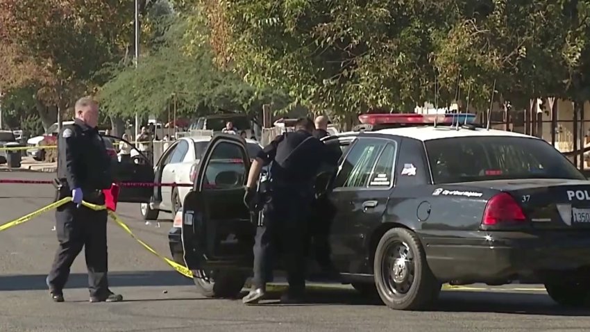Localizan a un hombre muerto dentro de un vehículo en Modesto