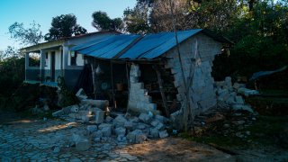 Casa destruida por huracán Eta en Chiapas