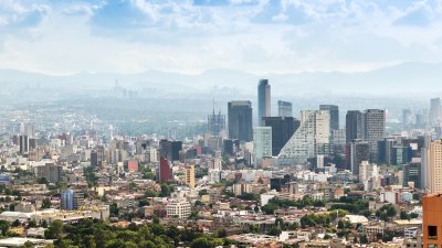 Chilangos en el extranjero podrán votar por un diputado migrante