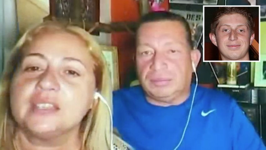 En video: los padres del actor Octavio Ocaña acusan a la policía de matar a su hijo