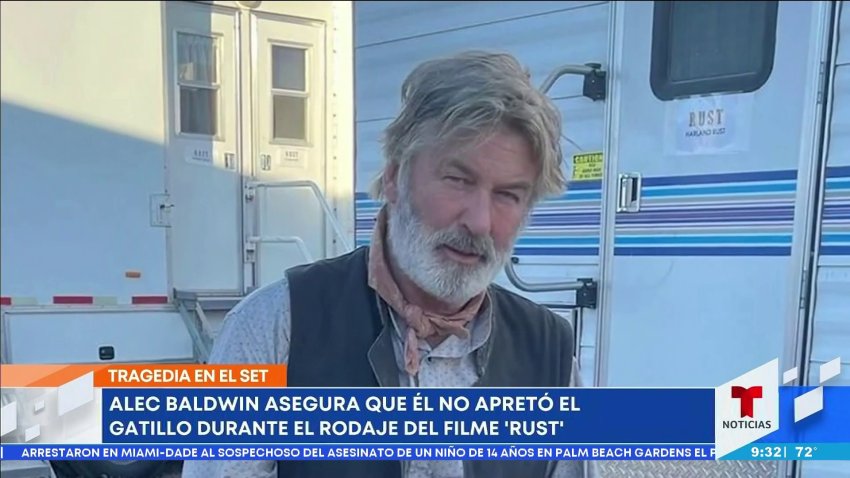 Alec Baldwin asegura que no apretó el gatillo del arma que mató a su colega