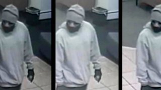 Buscan a sospechoso de robar banco en Fresno