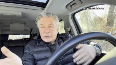 Alec Baldwin habla sobre su colaboración en la investigación de “Rust”
