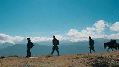 Premios Oscar: filman en un pueblo sin luz la primera película de un pequeño país en ser nominada