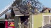 Voraz incendio deja varias familias sin un techo donde pasar la noche