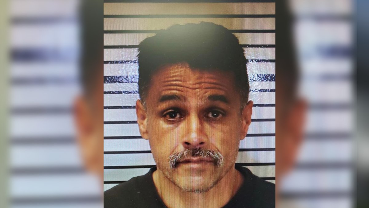 Christopher Medina, arrestado por robar iglesia del pueblo en el condado  Tulare – Telemundo Fresno