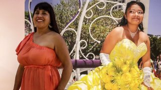 Exposición de quinceañeras migrantes en EEUU