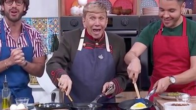 Osmel Sousa aprende a freír un huevo antes de entrar a “La casa de los famosos”