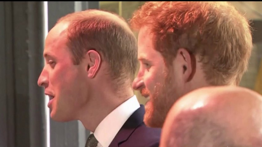 El príncipe Harry asegura que su hermano le agredió físicamente, según diario The Guardian