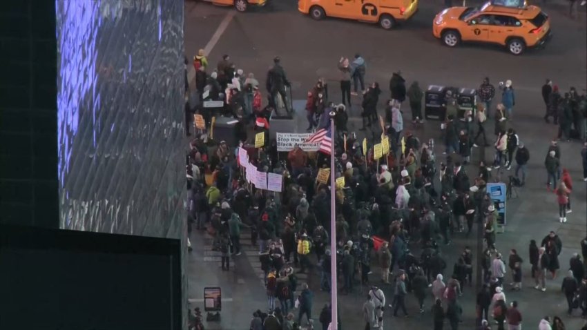 Protestas en toda la nación tras la publicación de las imágenes de Tyre Nichols