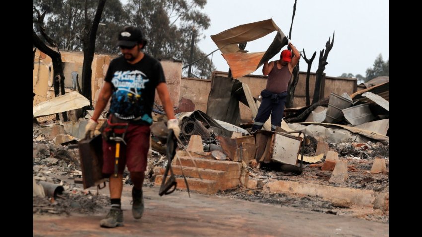 Incendios en Chile: dolor y rabia carcome a los cientos de evacuados