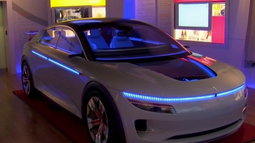 En video: presentan el “auto del futuro” que es “un teléfono inteligente sobre ruedas”