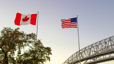 Drástico anuncio: negarán asilo político a ciertos migrantes en EEUU y Canadá