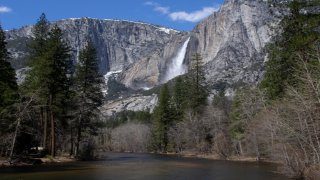 El Parque Nacional Yosemite en alerta por aviso de inundación.
