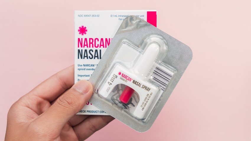 Narcan: cómo usarlo al momento de una sobredosis de drogas