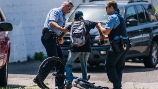 El accionar de la policía de Minneapolis fue cuestionado por el Departamento de Justicia.