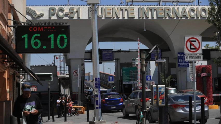 Puente internacional en El Paso