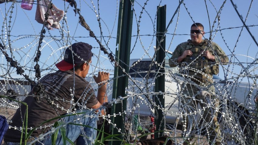 En septiembre la Patrulla Fronteriza detuvo a 200,000 migrantes. La cifra en el último año es récord
