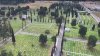Investigan serie de incendios en cementerios de Fresno