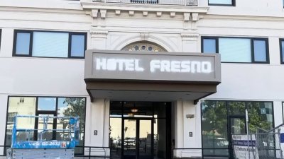 Histórico hotel de Fresno se convierte en complejo de apartamentos