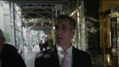 Michael Cohen sube al estrado en juicio contra Donald Trump