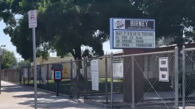 Investigan atropellamiento de un niño frente a escuela de Fresno
