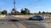 Muere motociclista al chocar contra coche durante persecución, según alguacil del condado Fresno