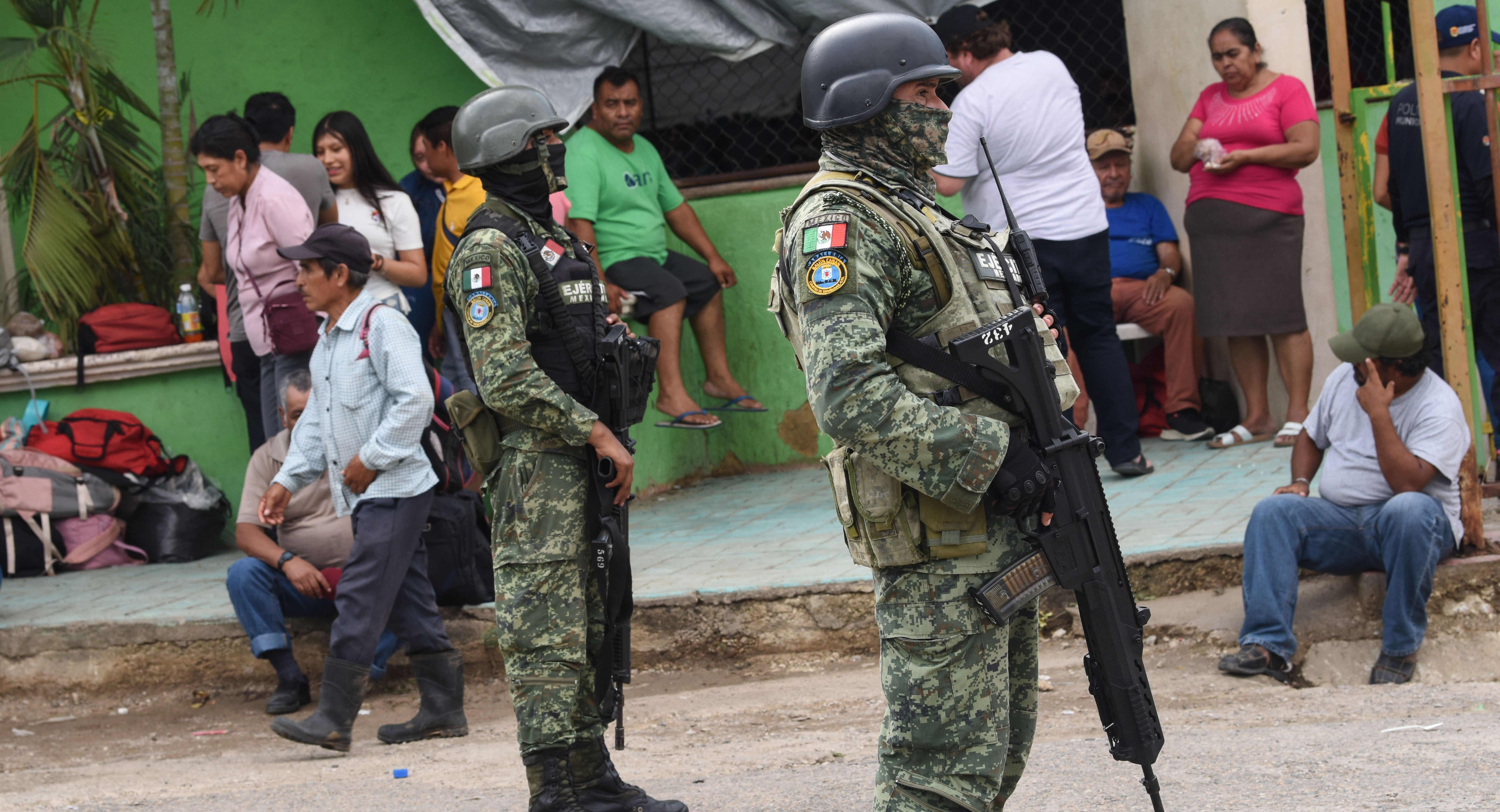 Mexicanos huyen de la violencia en Chiapas y van a Guatemala – Telemundo  Fresno