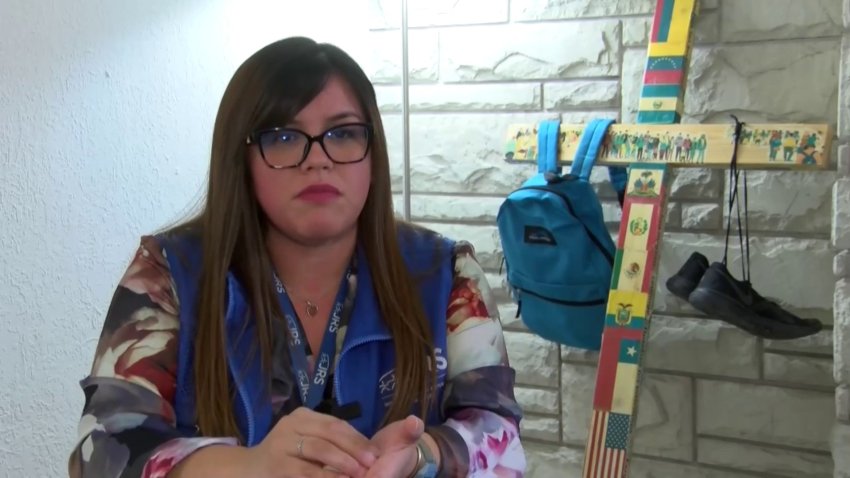 Migrantes varados en la frontera norte de México experimentan estrés postraumático