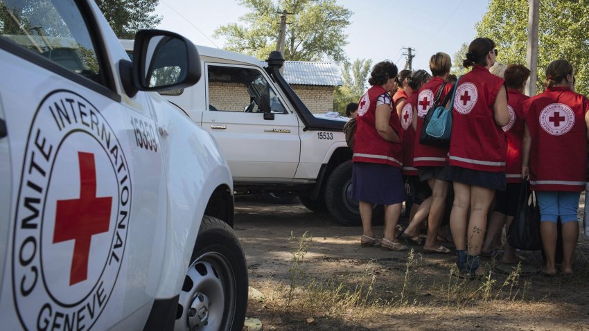 Cruz Roja confirma la muerte de tres de sus empleados en un ataque en Donetsk