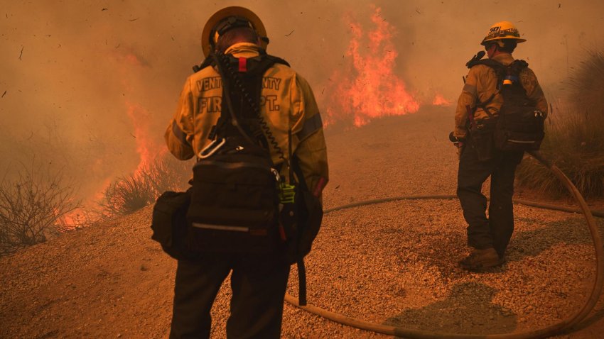 Autoridades del sur de California luchan por controlar el incendio Mountain