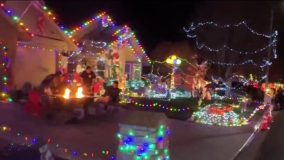 Tradición navideña en Clovis: 110 hogares participan del Christmas Candy Lane