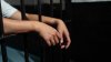 Arrestan a mujer acusada de gastar más de $4 millones con su tarjeta empresarial