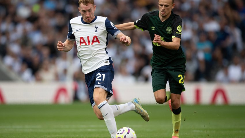 LONDON, ENGLAND – SEPTEMBER 21:  Dejan Kulusevski of Tottenham Hotspur (left) and Mikkel Damsgaard of Brentford during the Premier League match between Tottenham Hotspur FC and Brentford FC at Tottenham Hotspur Stadium on September 21, 2024 in London, England. (Photo by Visionhaus/Getty Images)