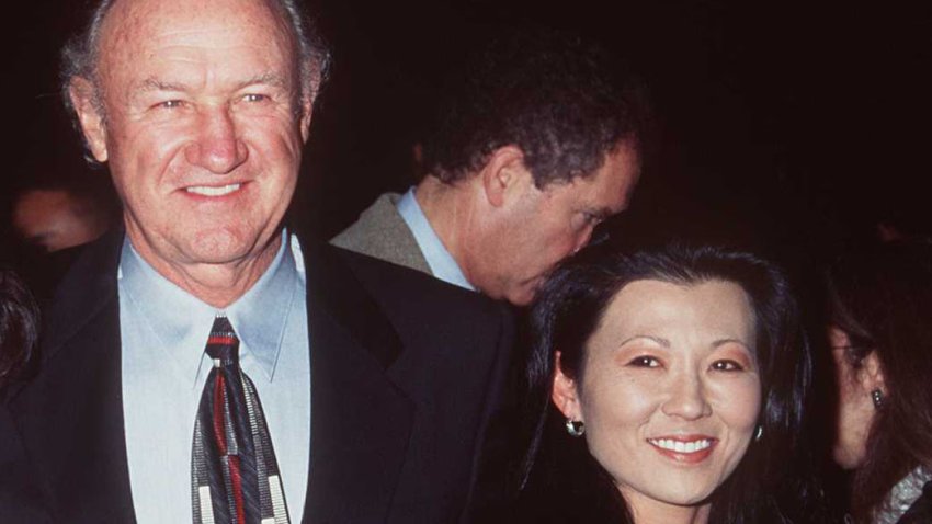 10/2/96 Beverly Hills, CA Gene Hackman, wife Betsy, Leslie, and Elizabeth at the premiere of his new movie “The Chamber”.
