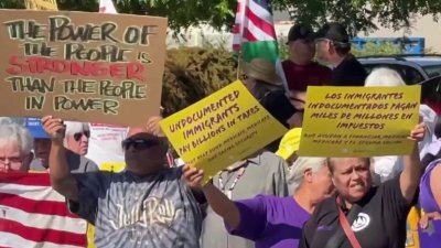 “Por la justicia de los inmigrantes”: Así marcharon los hispanos de Fresno por el Primero de Mayo