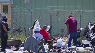 Gobernador Newsom presenta plan para combatir crisis de desamparados en California