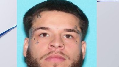 Arrestan a un hombre armado tras enfrentamiento con la policía en Fresno