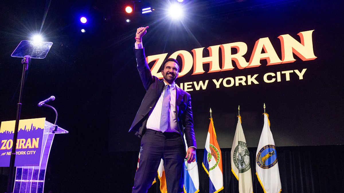 Golpe a Trump: los demócratas ganan contiendas claves en las elecciones de  medio término, image size:1200x675